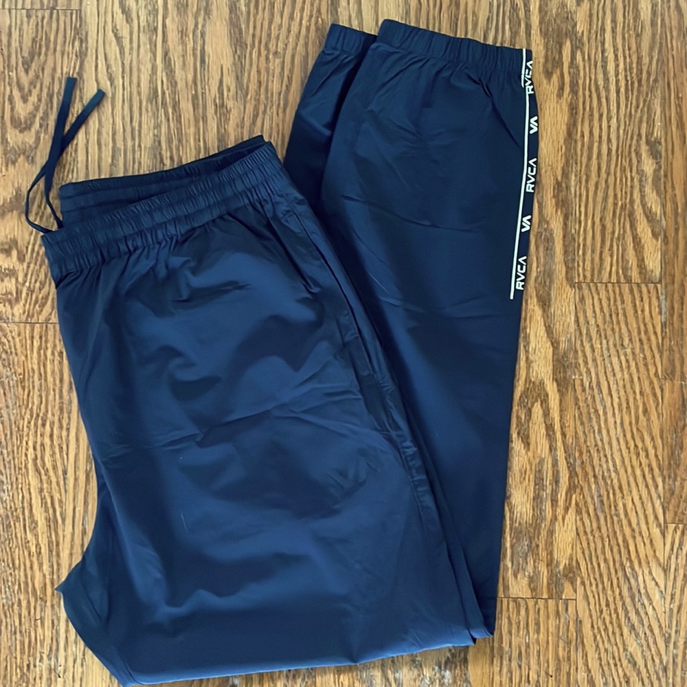 EUC- Mens RVCA Joggers - Picture 1 of 4